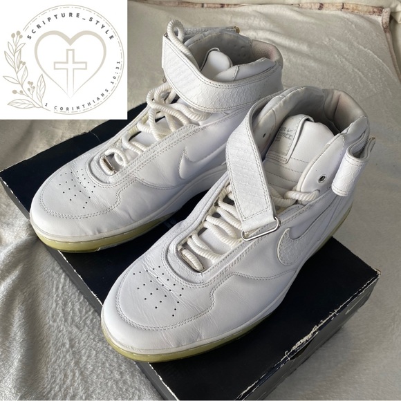 Nike White Leather High-Tops - Picture 1 of 12